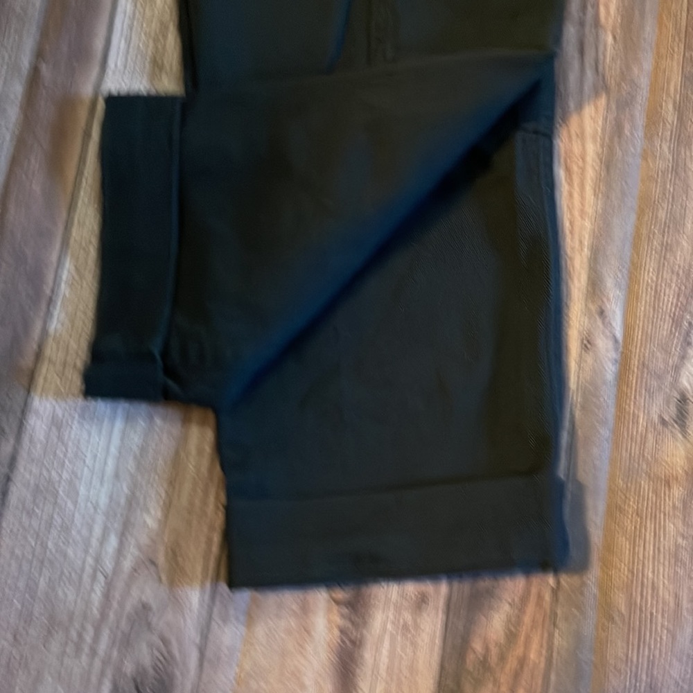 Navy Maternity Gap Cargo Pants! - Picture 3 of 8